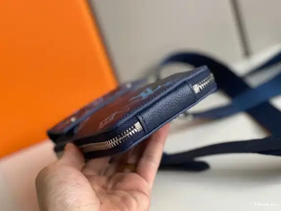 Affordable VUITTON POUCH LOUIS PHONE 0615